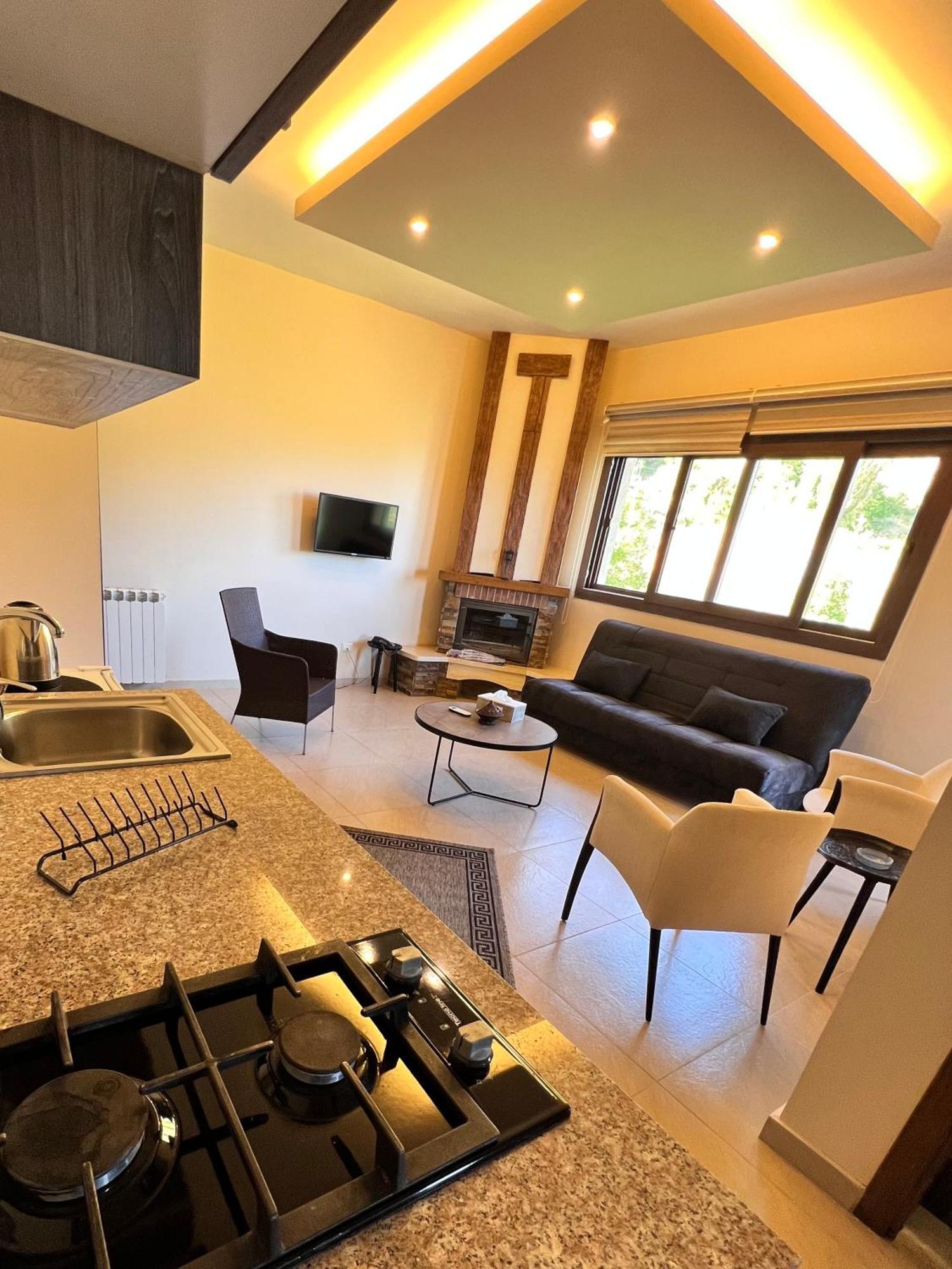 Austria Luxury Apartments, Faraya Hotel Exteriér fotografie